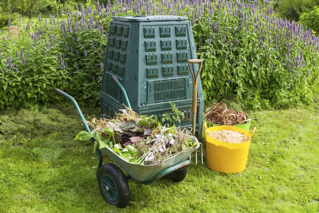 Compost bin